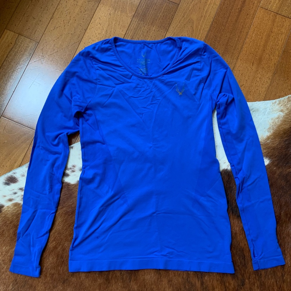 Lucas Hugh athletic top